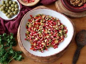 ZEYTİN PİYAZI: Turecký olivový salát
