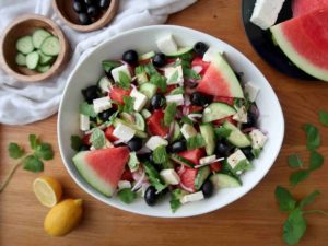 KARPOUZI SALATA: Melounový salát s fetou